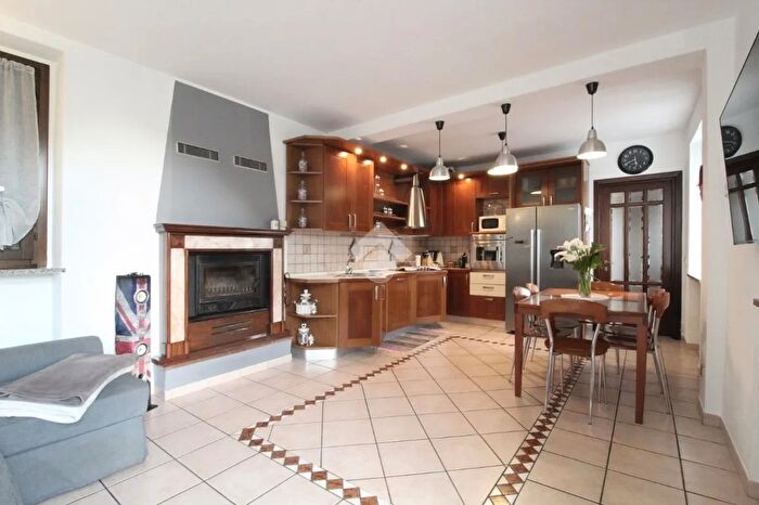 Appartamento trilocale in vendita in Via a Villa, Pozzuolo Martesana