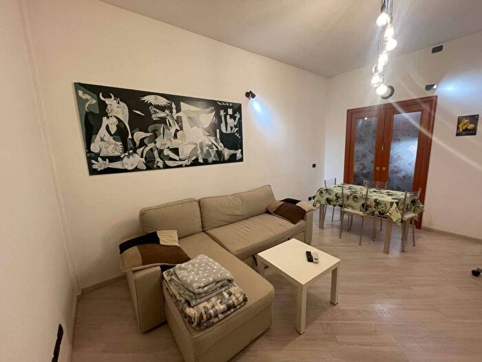 Appartamento bilocale in affitto in Via Tino Savi, Centro, Sesto San Giovanni