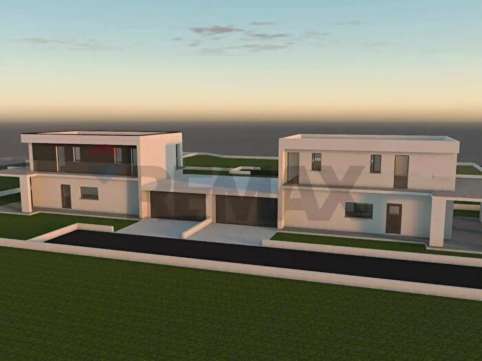 Casa quadrilocale in vendita in Gozzano