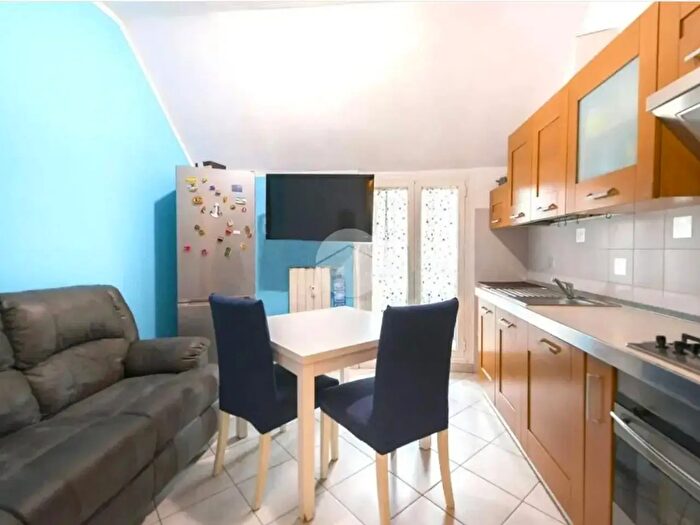 Appartamento monolocale in affitto in Via Lorenteggio, Milano