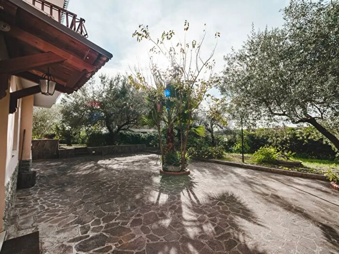 Appartamento bilocale in vendita in Via Michelangelo Buonarroti, Guidonia Montecelio