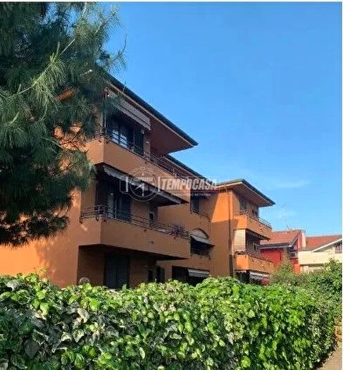 Appartamento trilocale in vendita in Via Berlinguer, Cesate
