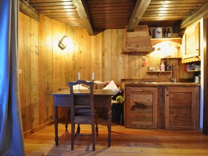 Appartamento con 6 locali in vendita in Località Pont Serrand, La Thuile