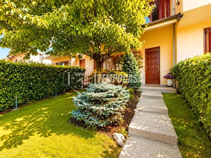 Appartamento quadrilocale in vendita in Via San Marco, Cesano Maderno