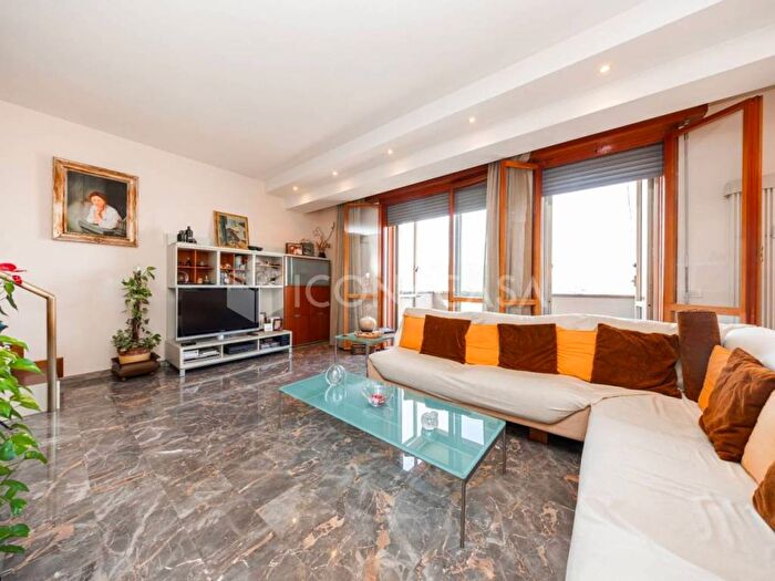 Casa con 5 locali in vendita in Via Vittoria, Santa Viola, Bologna