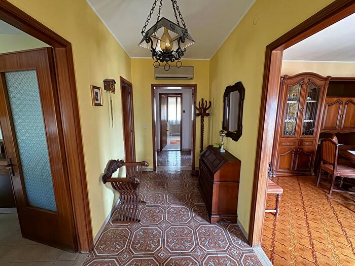 Casa quadrilocale in vendita in Via Chiesa, Cinto Euganeo