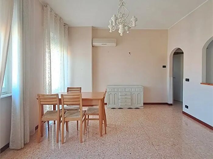 Appartamento trilocale in vendita in Massarosa