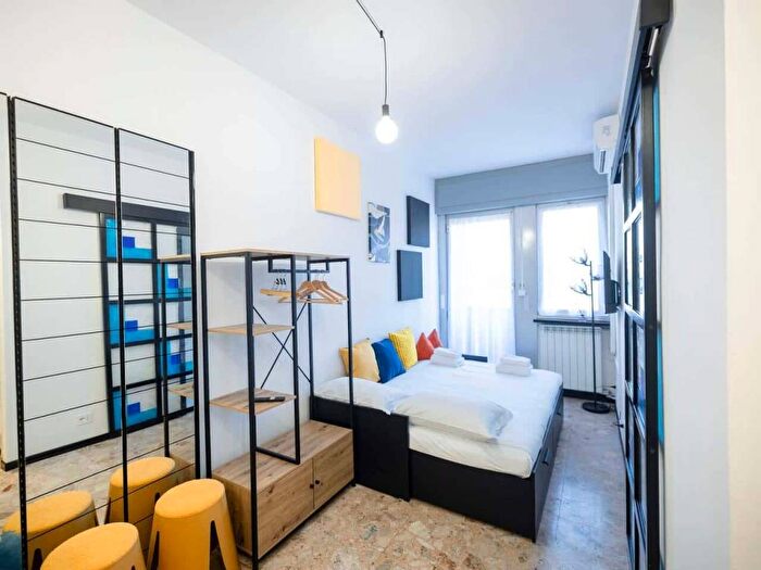 Appartamento monolocale in affitto in Via Enrico Falck, Gallaratese, Milano