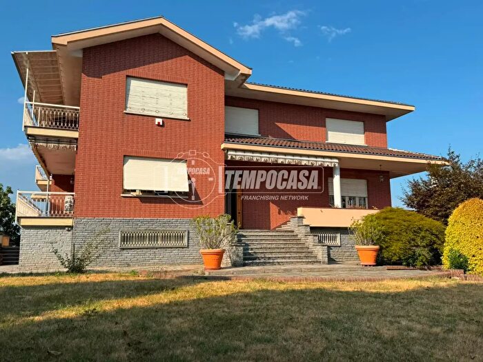 Appartamento con 5 locali in vendita in Via Fiano, Robassomero