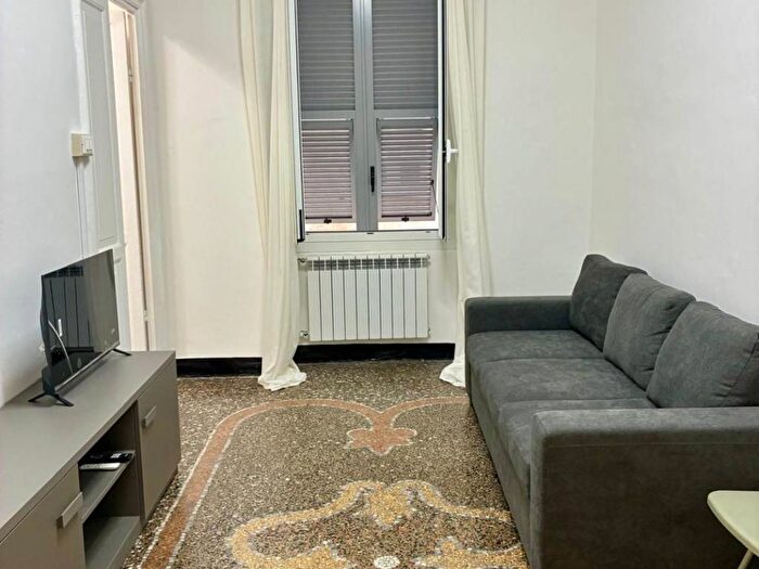 Appartamento con 5 locali in affitto in Via Cornigliano, Cornigliano, Genova