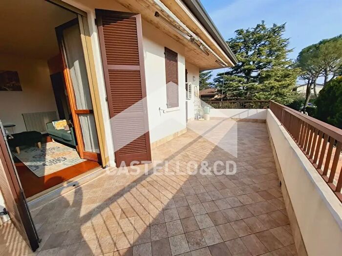 Appartamento bilocale in affitto in Via Giunio Bruto, Desenzano Del Garda