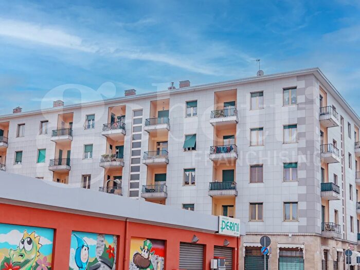 Appartamento trilocale in vendita in Via Monte Grappa, Pinerolo