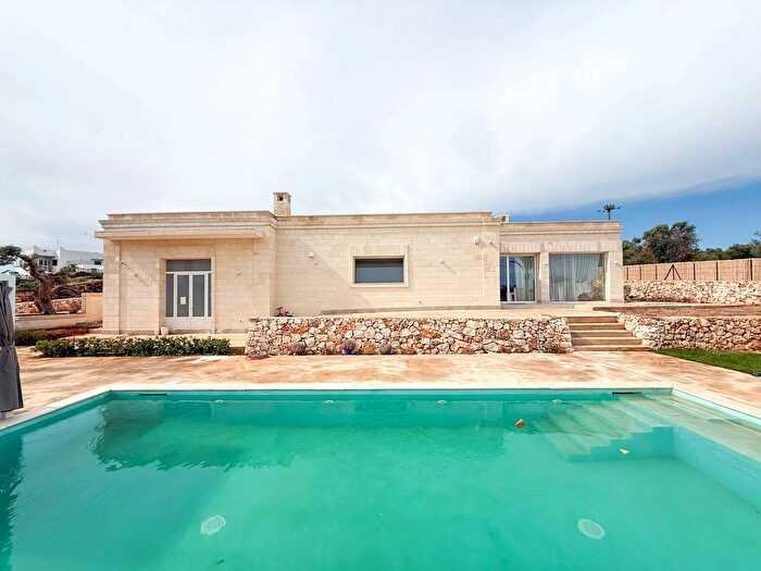 Casa con 7 locali in vendita in La Rupe, Ostuni