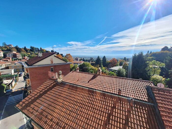 Appartamento trilocale in affitto in Via Roma, Pino Torinese