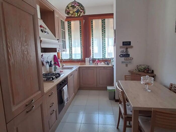 Appartamento quadrilocale in affitto in Livorno