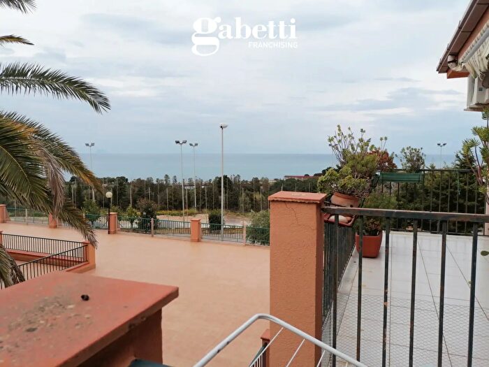 Appartamento bilocale in vendita in Contrada Zubbio, Pollina