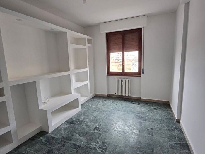 Appartamento bilocale in affitto in Via Gardone, Corvetto, Milano