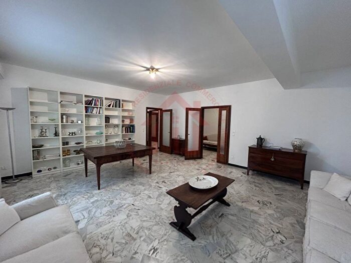 Appartamento quadrilocale in affitto in Corso Milano, Savonarola Ponte Molino, Padova