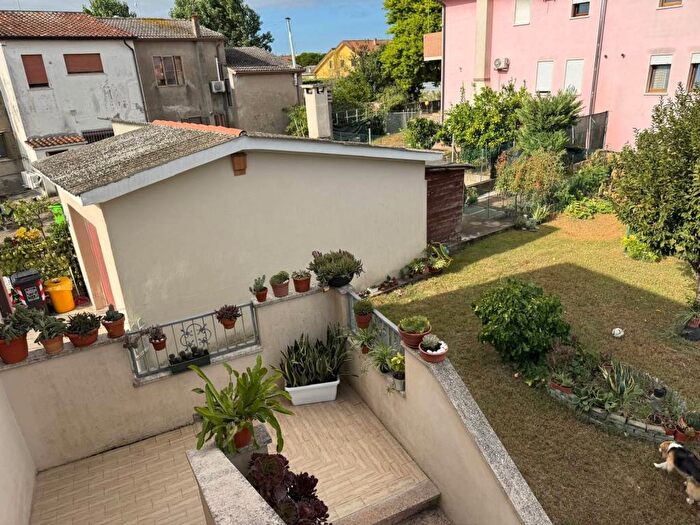 Appartamento trilocale in affitto in Via Cesare Battisti, Centro, Porto Viro