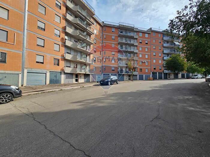 Appartamento quadrilocale in vendita in Viale Michelangelo, Lucera