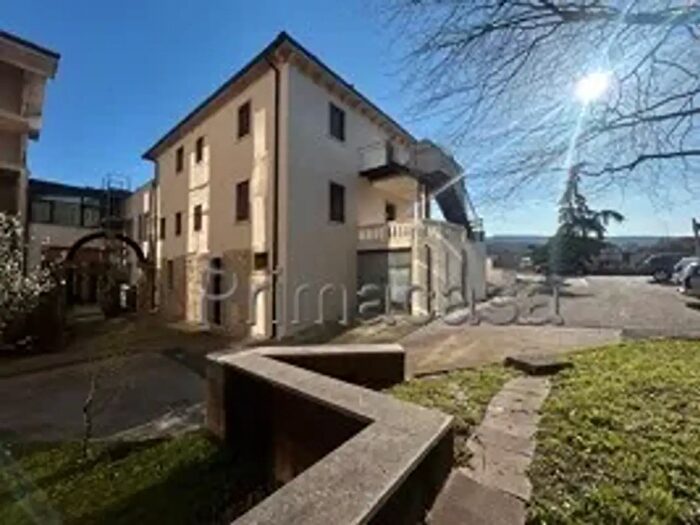 Appartamento quadrilocale in vendita in Via San Vito, Negrar