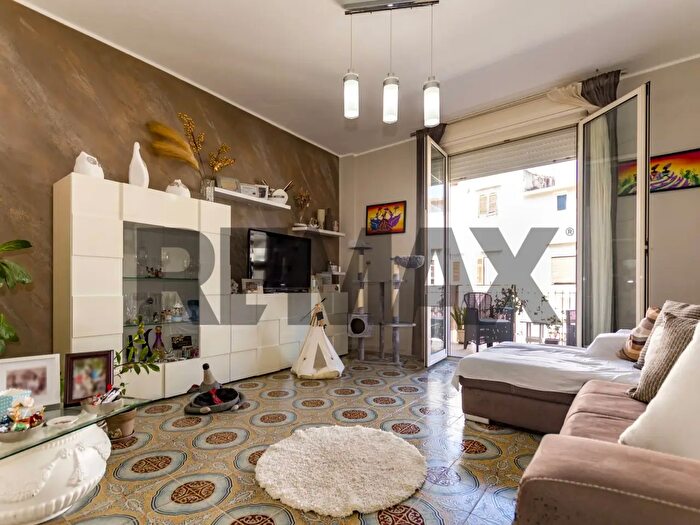Appartamento trilocale in vendita in Via Belmonte Chiavelli, Palermo