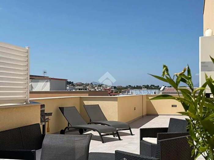 Appartamento quadrilocale in vendita in Via Calarossa, Terrasini