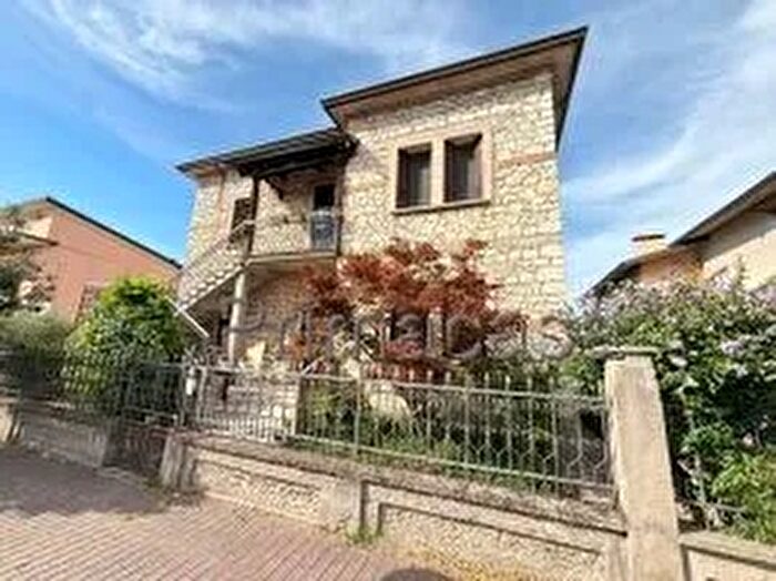 Appartamento trilocale in vendita in Via Verdi, Cerea