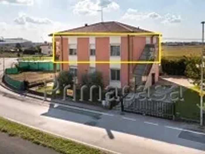 Casa con 10 locali in vendita in Via Crosarona B, Ronco All'Adige