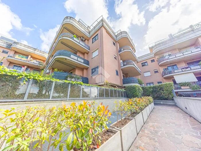 Appartamento bilocale in vendita in Via Eugenio Maccagnani, Roma