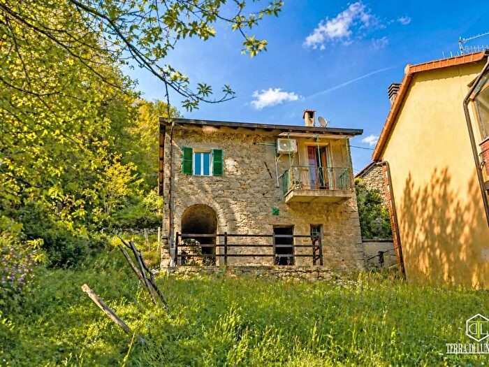 Casa con 5 locali in vendita in Località Veserada, Pontremoli