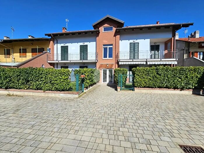 Appartamento trilocale in vendita in Via San Antonio, Torrazza Piemonte