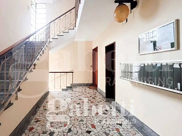 Appartamento quadrilocale in vendita in Via Montevideo, Torino