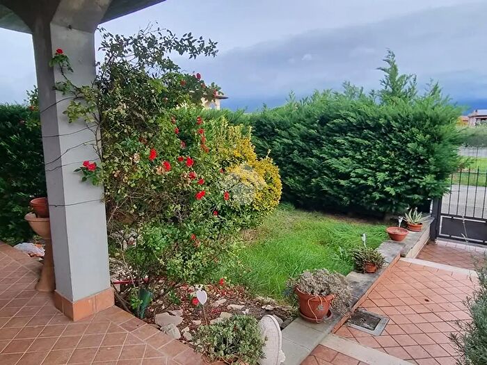 Casa trilocale in vendita in Via Parco XXV Aprile, Cannara