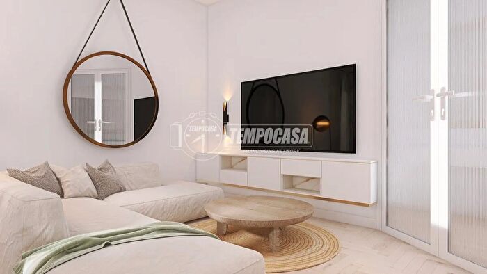 Appartamento quadrilocale in vendita in Via Bellaria, Bologna