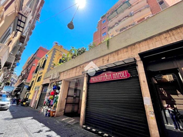 Appartamento monolocale in affitto in Via Cavallerizza a Chiaia, Chiaia, Napoli