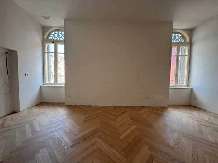 Appartamento trilocale in vendita in Via Guglielmo Marconi, Verona