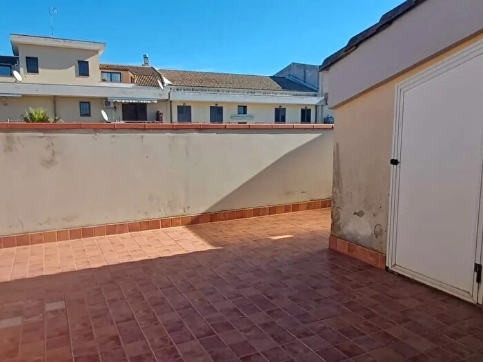 Appartamento trilocale in vendita in Floridia