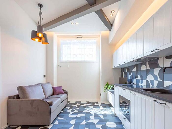 Appartamento bilocale in affitto in Via Vincenzo Foppa, Dezza, Milano