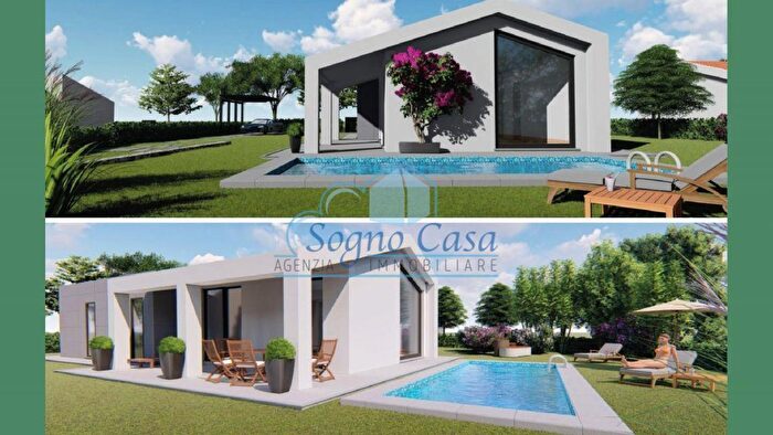 Casa con 5 locali in vendita in Sarzana