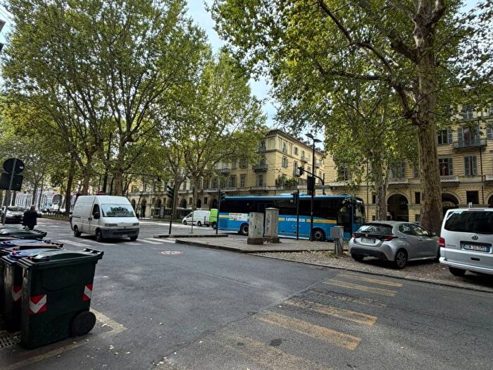 Casa bilocale in affitto in Corso Vittorio Emanuele II, Crocetta, Torino