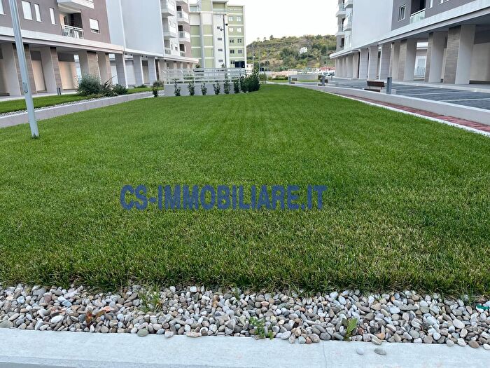 Appartamento con 5 locali in vendita in Via del Gallitello, Potenza