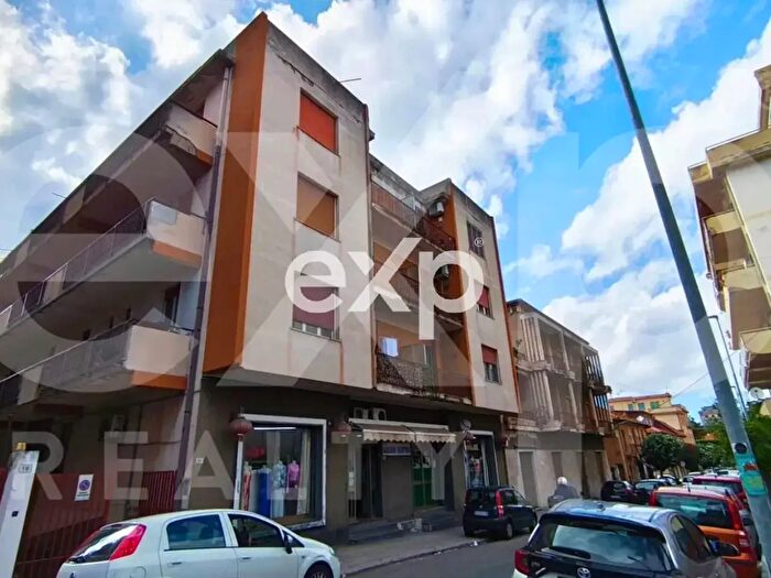 Appartamento quadrilocale in vendita in Via Ammiraglio Curzon, Villa San Giovanni