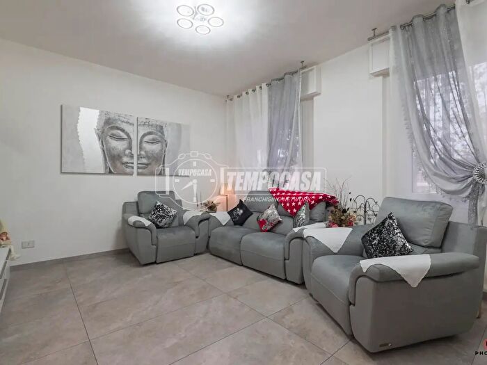 Appartamento con 5 locali in vendita in Via Romea, Ravenna