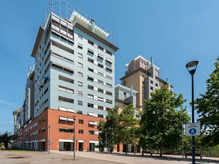 Appartamento quadrilocale in vendita in Via Val della Torre, Torino