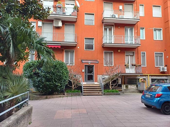 Appartamento bilocale in affitto in Via Ponte Nuovo, Ponte Nuovo, Milano