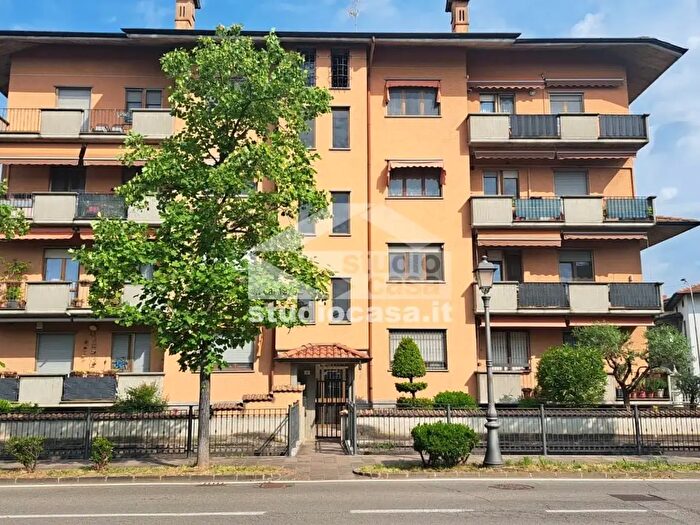 Appartamento bilocale in vendita in Via E De Nicola, Caravaggio