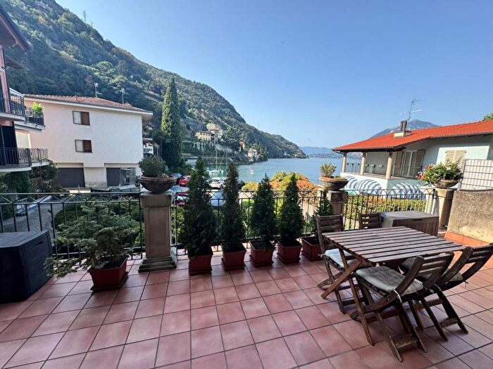 Appartamento trilocale in affitto in Via XX Settembre, Centro, Bellano