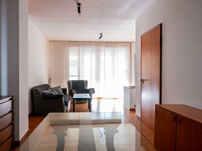 Appartamento quadrilocale in affitto in Via Francesco Primaticcio, Bande Nere, Milano