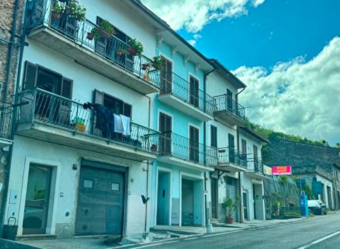 Casa con 6 locali in vendita in Via del Bagno, Antrodoco